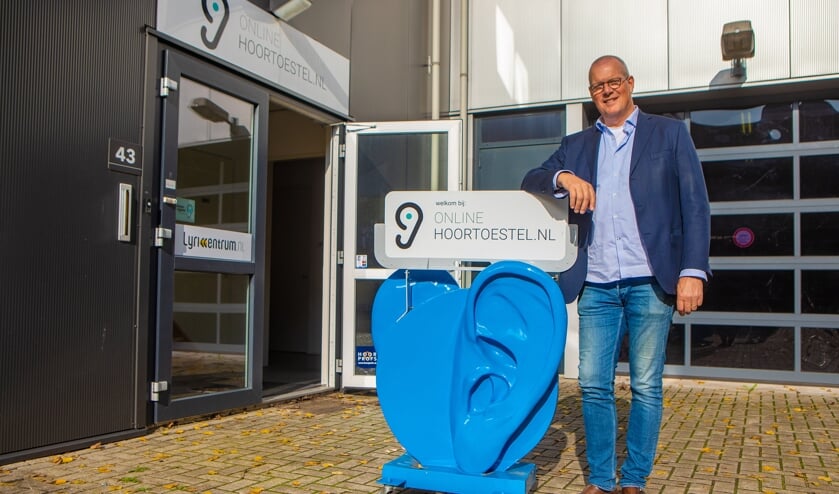 Michel Makker van OnlineHoortoestel.nl.