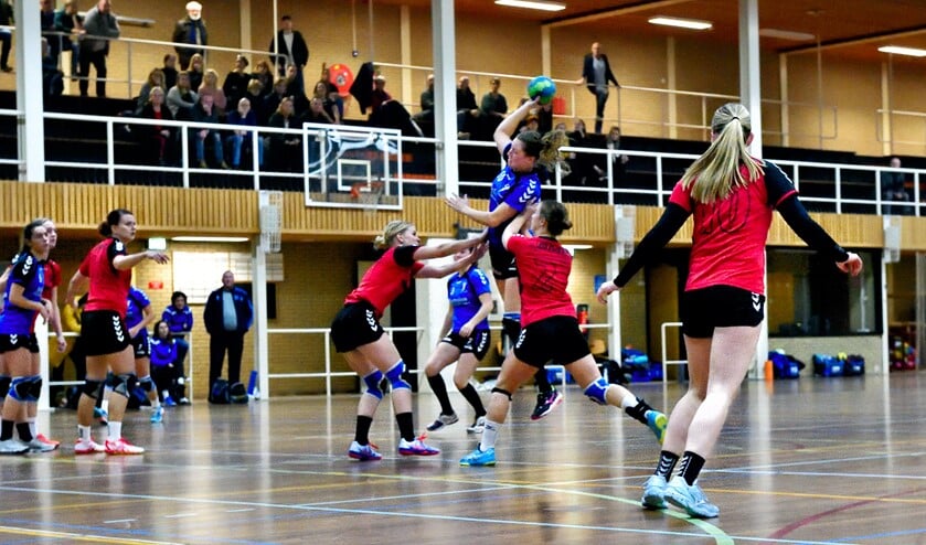 SV Zeeburg was sterker dan Tornado.