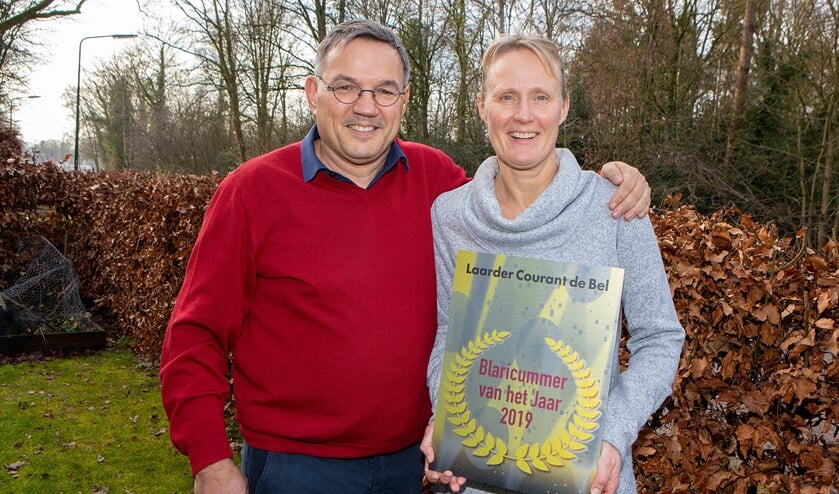 Linda Eggenkamp samen met haar partner Robert Eijpe.