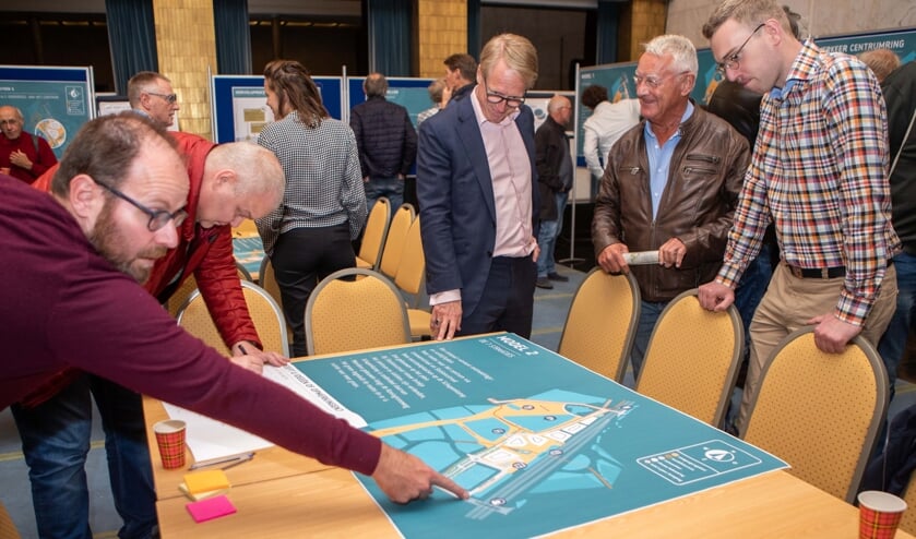 Een bijeenkomst in het raadhuis in oktober 2018 over het stationsgebied.