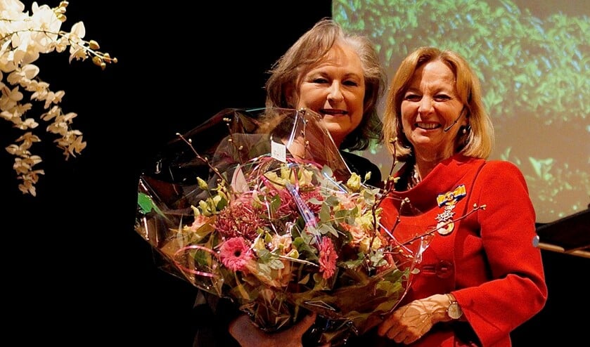 Van Golstein Brouwers (r) en de burgemeester.