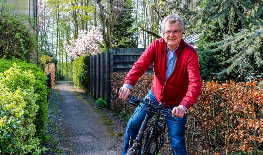 Jan Portengen pakt liever de fiets dan dat hij het vliegtuig neemt.