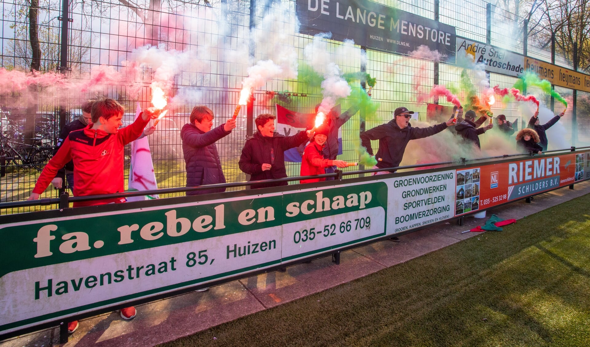 De derby vindt deze keer bij HSV De Zuidvogels plaats.