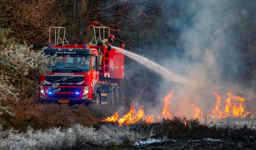 De kans op natuurbranden is hoger door de droogte.