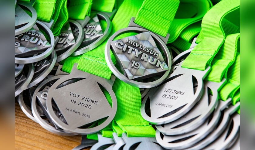 Voor de deelnemers aan de virtuele run liggen er inderdaad 2020-medailles klaar.