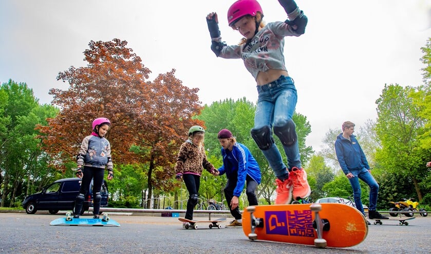 Dinsdagmiddag waren er skateboardtrainingen.