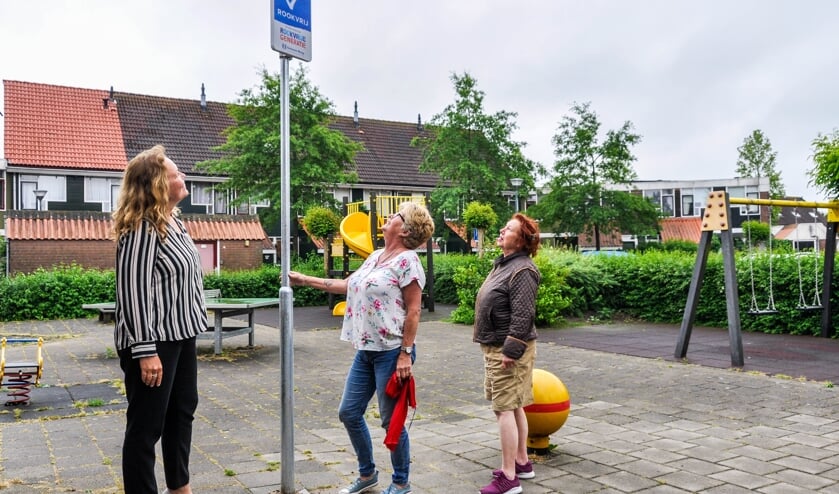 Het eerste bord verscheen van de zomer aan het Brouwershof.
