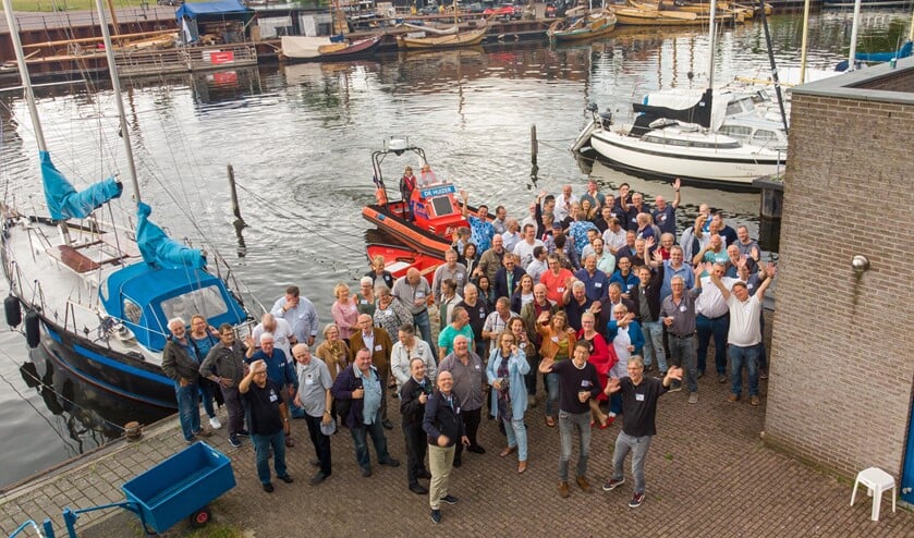 Veel oud-leden en leden kwamen het feest afgelopen zaterdag vieren.