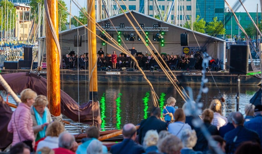 De gemeenteraad wil een onderzoek om te kijken of een havenconcert in 2020 weer mogelijk is.