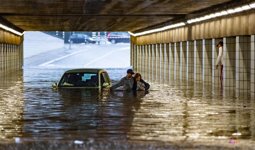 Reddingsactie in de Betarixtunnel vrijdag.