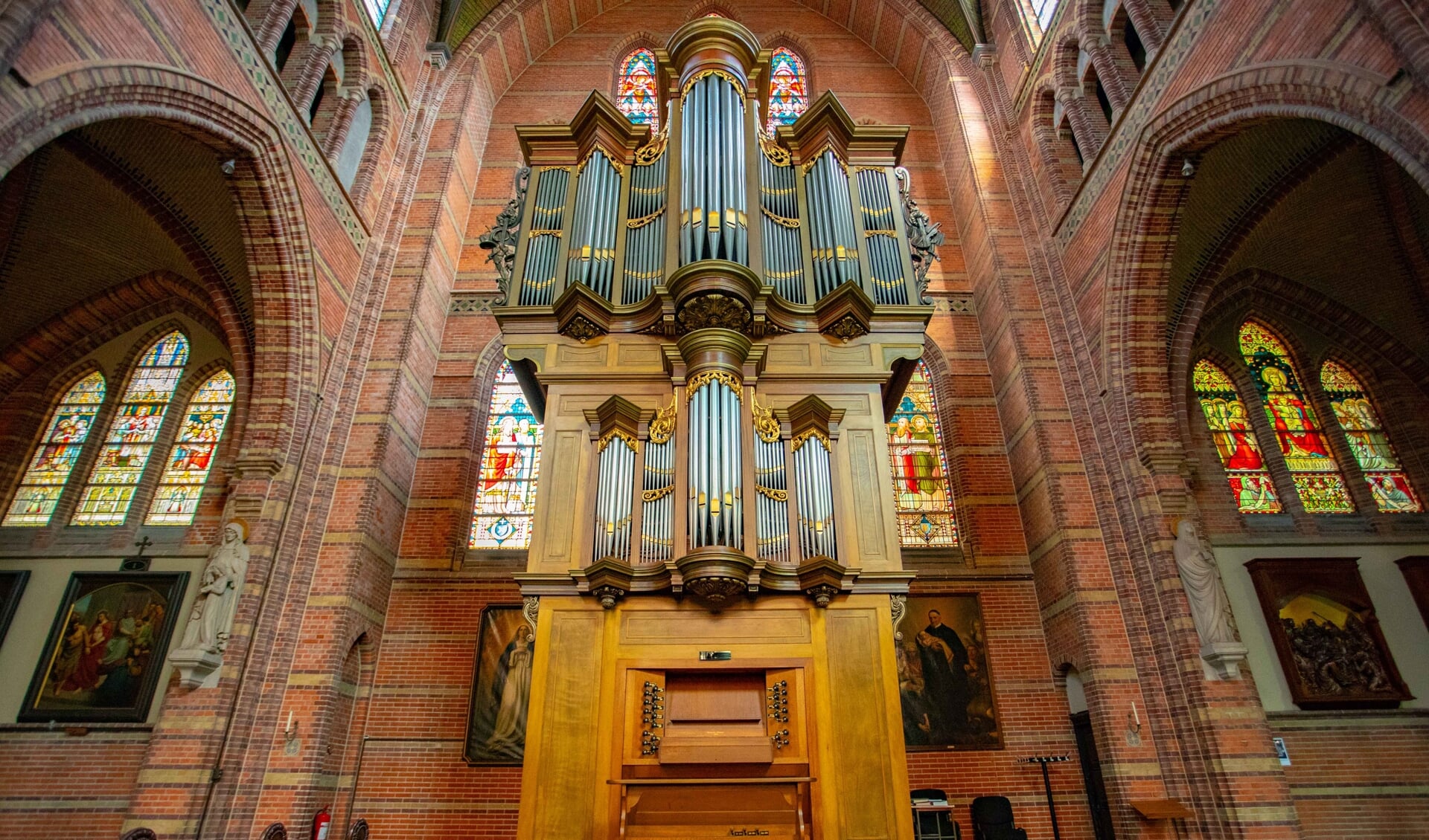 Stef Tuinstra bespeelt morgen dit orgel.