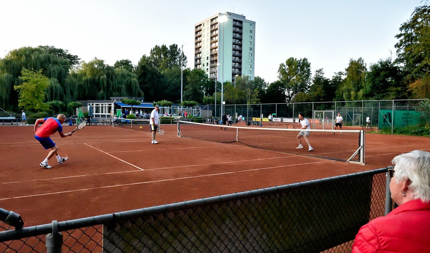 Het tennispark van ATVD.