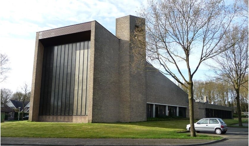 Vertrek van de wandelingen is bij de Goede Herderkerk.