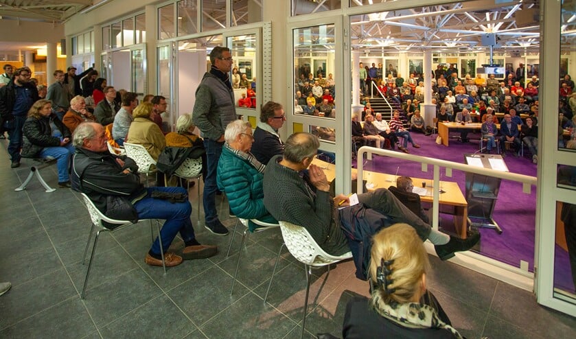 Tijdens de informatieavonden is er steeds een hoge opkomst uit de wijken.