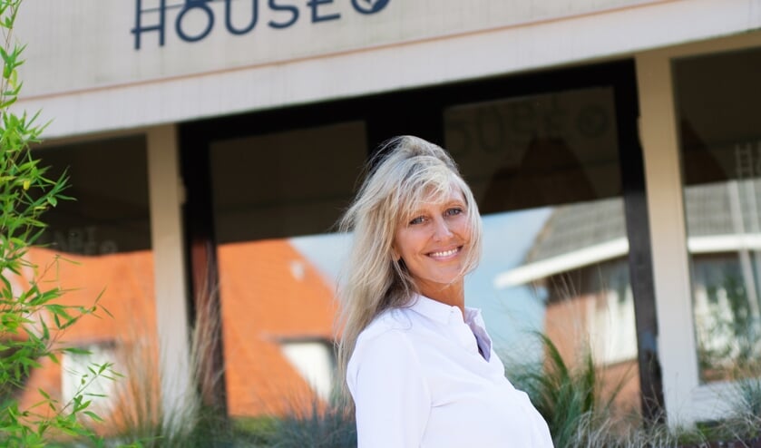 Dorien hoopt veel yogaliefhebbers te mogen inspireren.