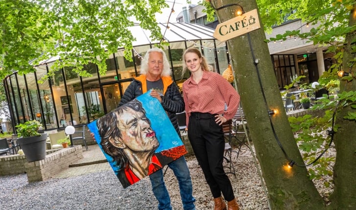Het werk van Eddy 'Edjo' Geerlings is vanaf zaterdag te zien in het Wisseloord Café dat sinds maart wordt gerund door Jaimie Lloyd.