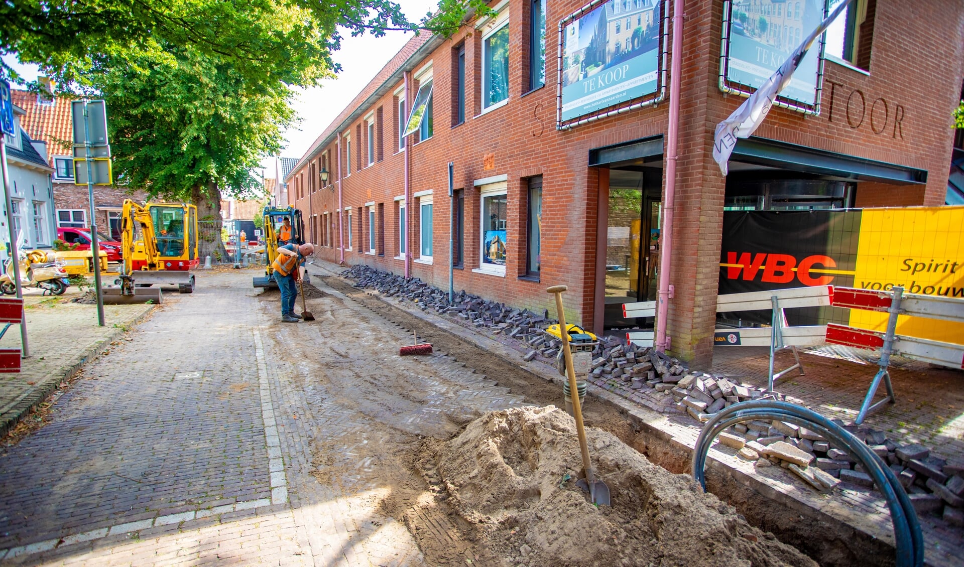 Na zo'n twee jaar voorbereiding gaat eindelijk de sloop van start.