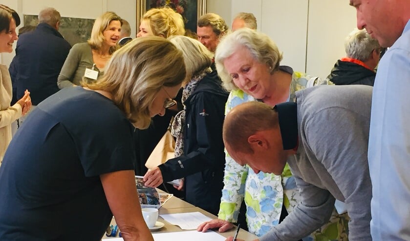 De inloopavond over Tergooi trok veel belangstellenden.