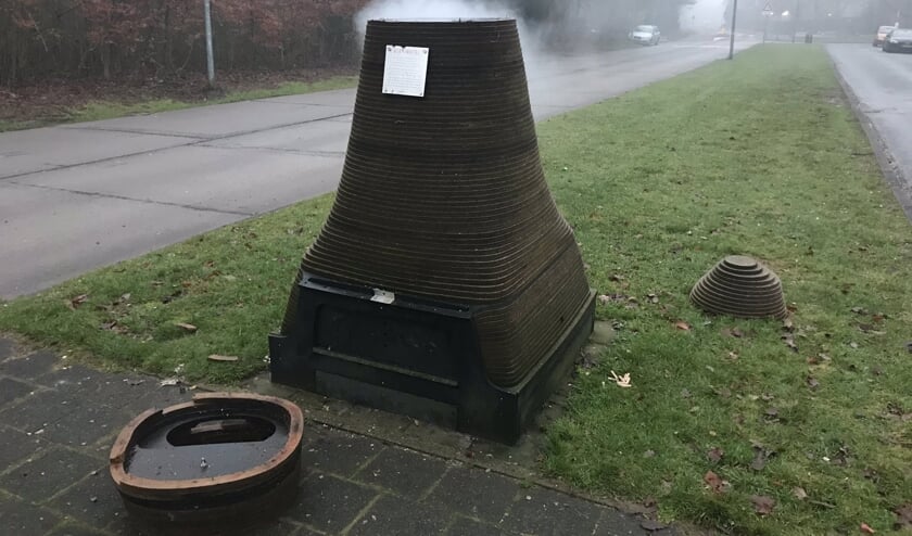De rook kwam er woensdagmorgen nog uit.