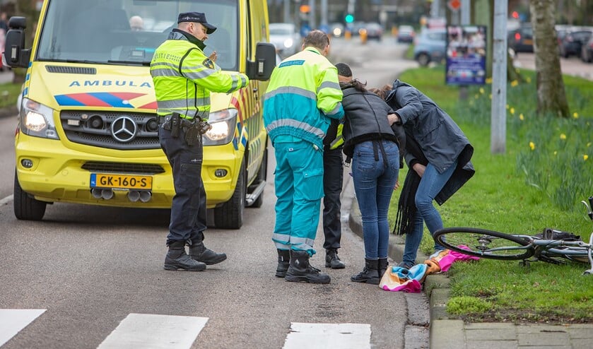 Een meisje werd vanmiddag aangereden ter hoogte van de oversteekplaats op de Karel Doormanlaan.