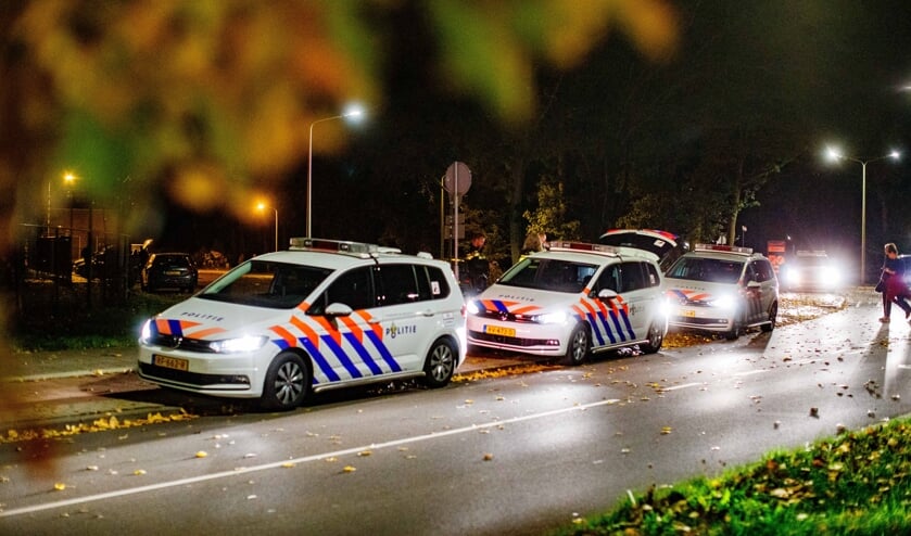 <p>Politie uit meerdere gemeenten kwam vannacht naar het bouwterrein.</p>