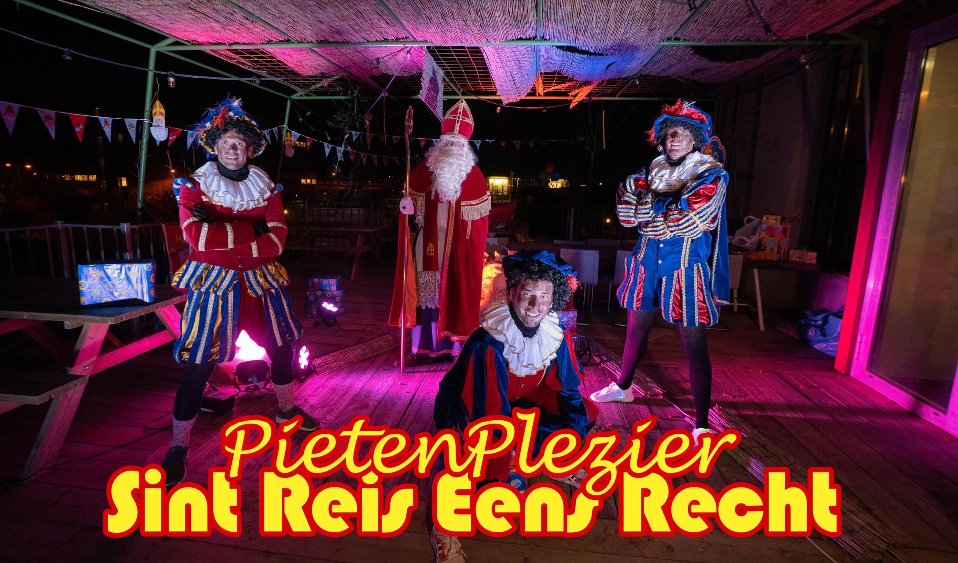 Boyband PietenPlezier met hun Sinterklaas-hit 'Sint, Reis Eens Recht'.