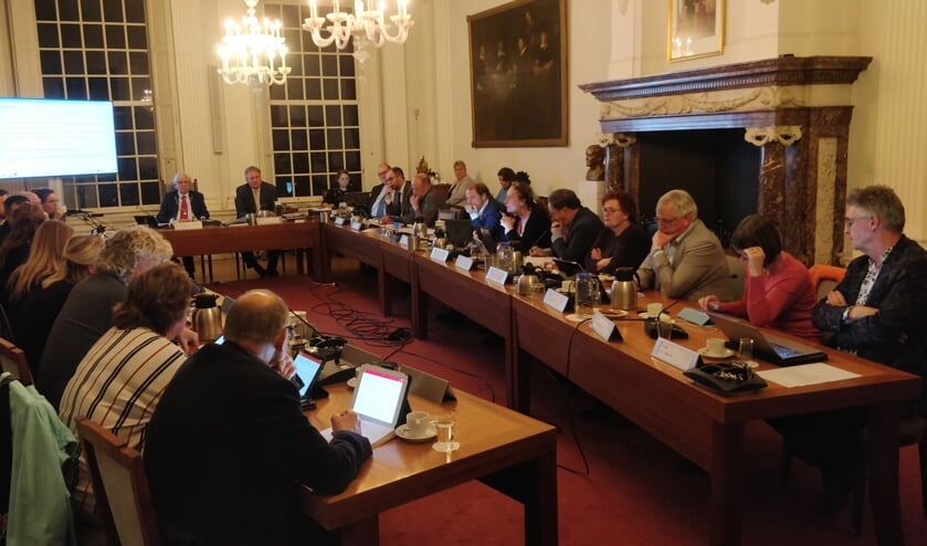 De raadsvergadering van 6 februari 2020, over het bestuursakkoord met Amsterdam. 