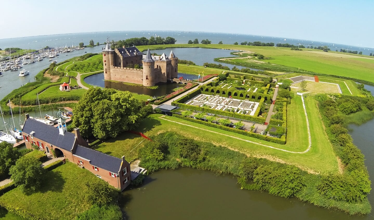 Muiderslot Bovenaanzicht