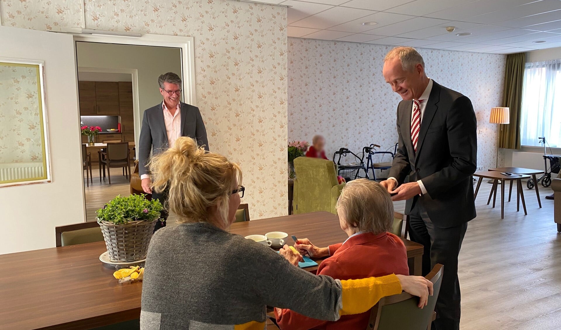 Burgemeester Niek Meijer op bezoek bij De Bolder.