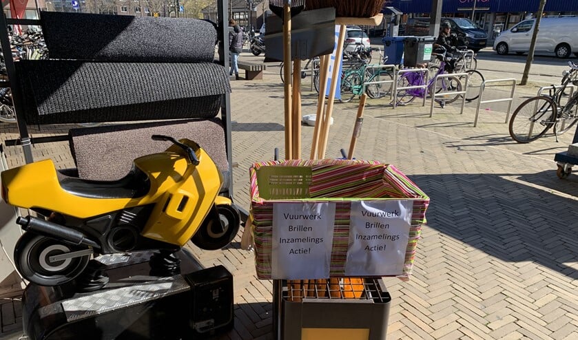 De bak bij de winkel van Maasdam.