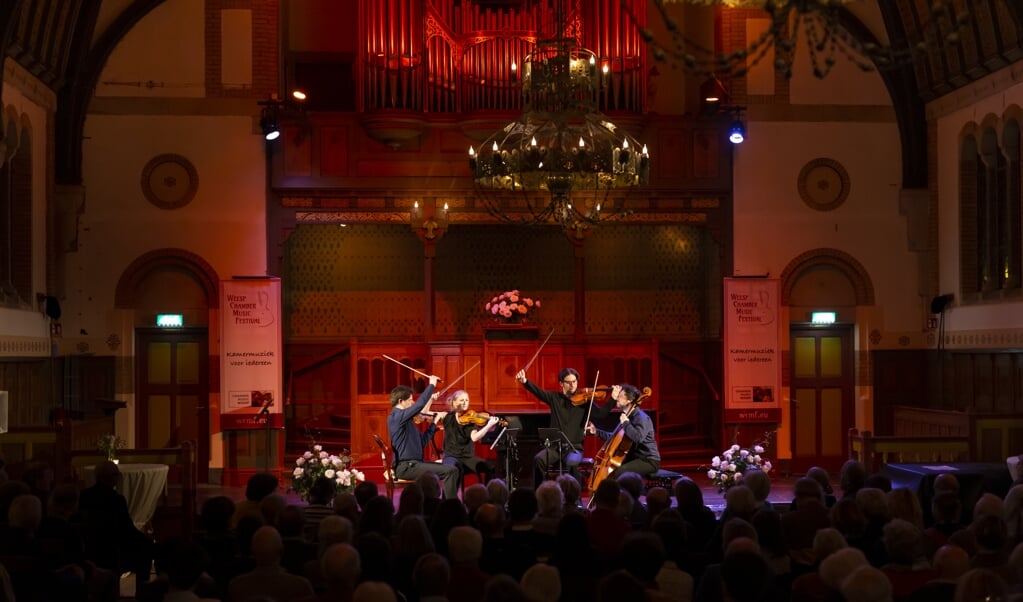 Stichting Chamber Music Weesp krijgt ruim 3000 euro.