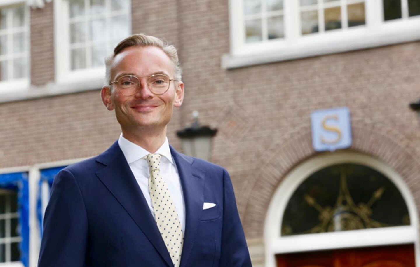 Burgemeester Nanning Mol.