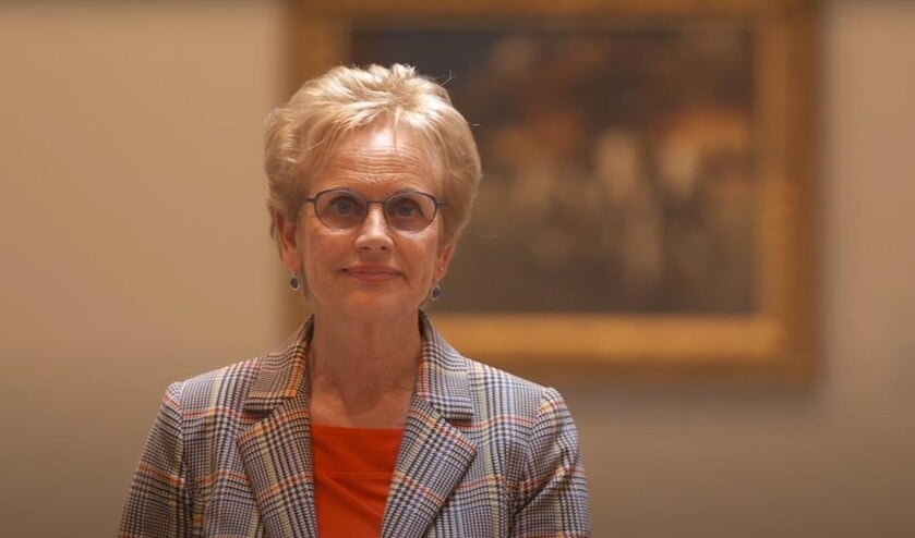 Els Blokker-Verwer, hier in Singer Laren, heeft de Zilveren Anjer toegekend gekregen.