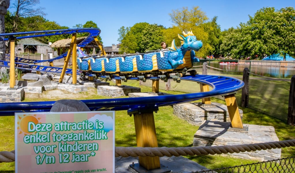 Het speelpark is weer open maar alleen kinderen tot en met 12 jaar mogen in de attracties.
