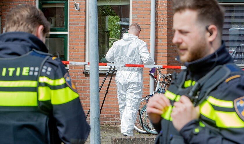 De politie doet onderzoek om te achterhalen wat er is gebeurd.