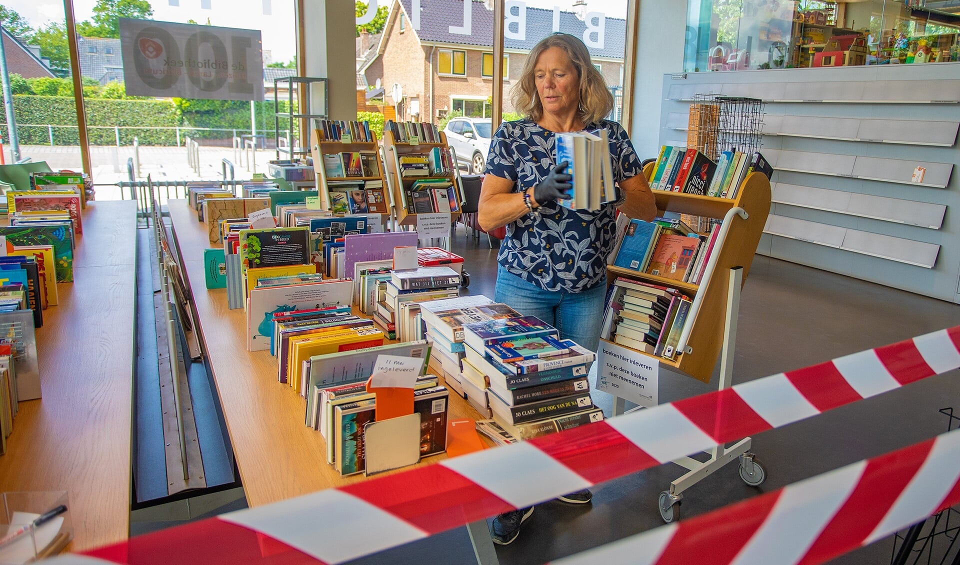 Voor de bibliotheek in Huizen was 2020 een bijzonder jaar vanwege corona en het 100-jarig bestaan.