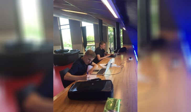 Werken en studeren kan nu ook weer in de bibliotheken in Huizen en Laren.