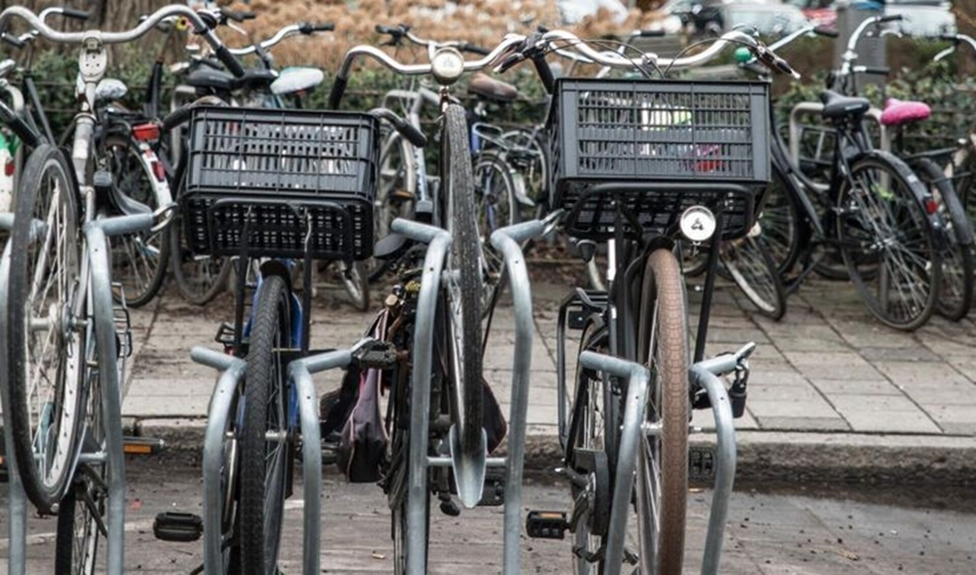 Met de fiets naar de basisschool gaan is in Eemnes gemiddeld korter dan met de auto.