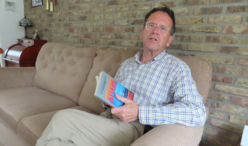 Frits Veerman beschreef zijn verhaal al eens in een boek: Atoomspionage.