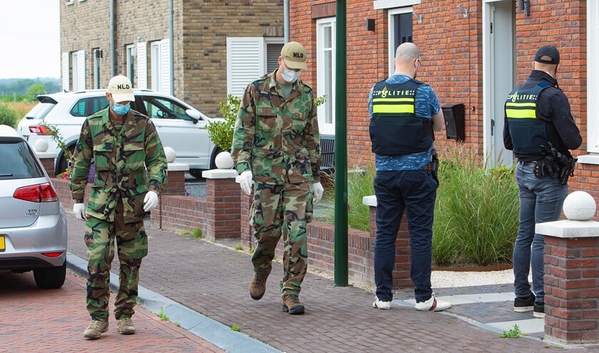 Onder andere defensie steunde de inval in Eemnes.