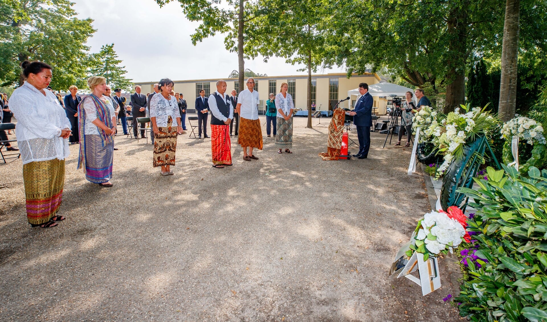 Vanwege corona konden er zaterdag maar een beperkt aantal aanwezigen zijn bij de regionale Indië-herdenking Foto : © Foto Miché / Bastiaan Miché 