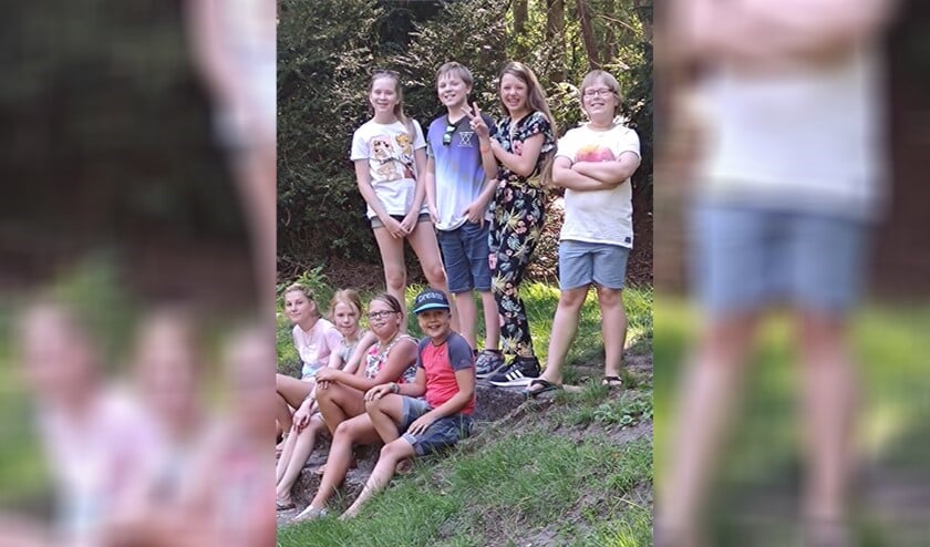 <p>De kindergroep van Deo et Arti kan nu eindelijk de voorstelling laten zien.</p>