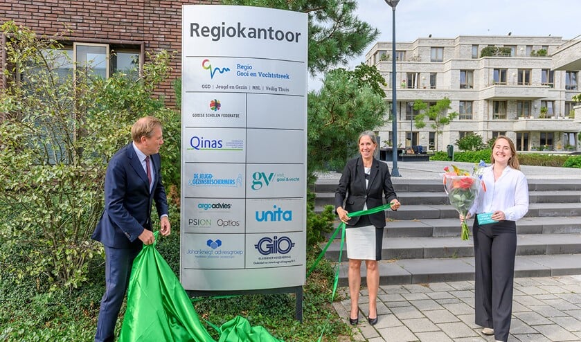 <p>De website werd gelanceerd door het onthullen van een nieuw logo.</p>