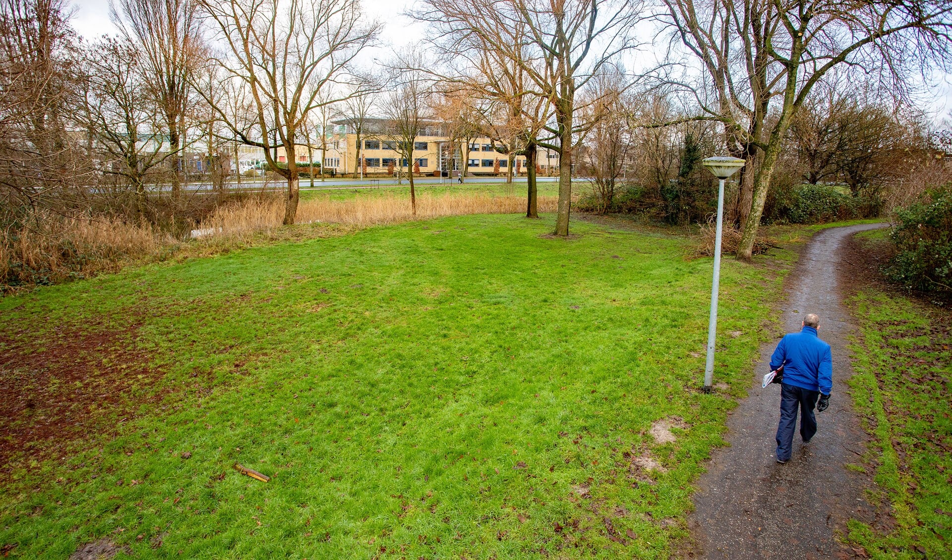 Een stuk openbaar groen aan de Zuiderzee wordt omgetoverd tot het 'Westlandpark', zodat bewoners en medewerkers ervan kunnen genieten.