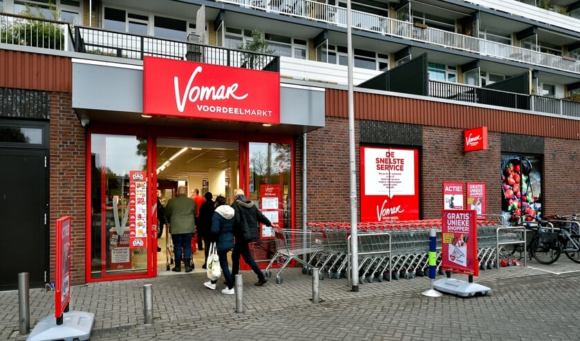 Vomar, nieuw in Diemen, deze mensen mogen wel op de foto, is gevraagd, akkoord,