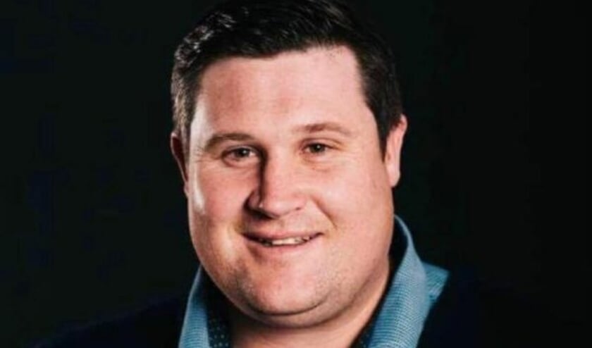 Gareth Gilbert.