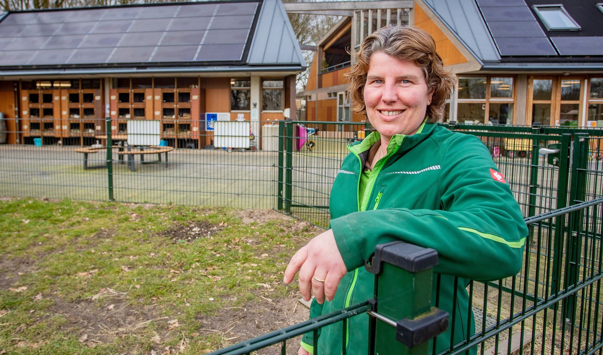 Sonja Calis-Buursema is beheerder van de kinderboerderij.