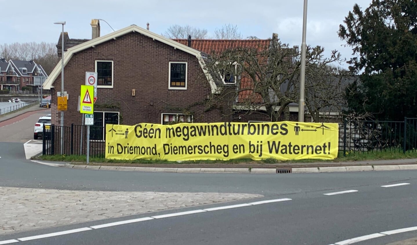 Er is fel verzet tegen de mogelijke komst van windmolens vlakbij Driemond.