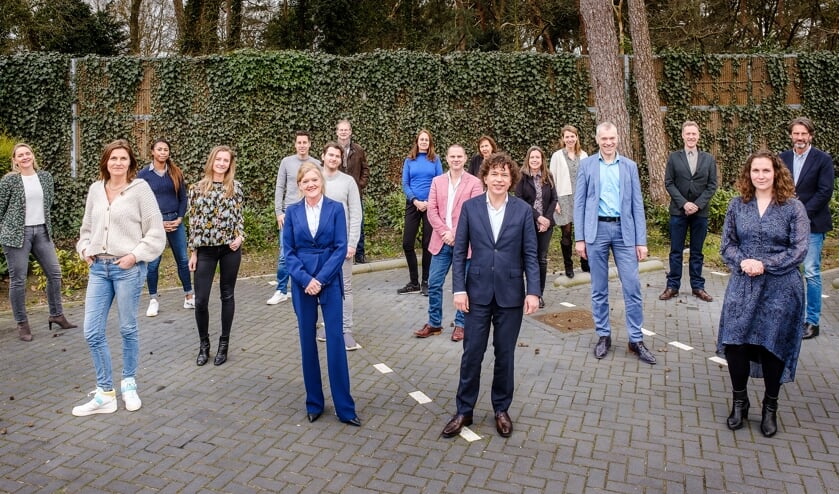 <p>De gezamenlijke managementteams van de Vitusmavo, het Willem de Zwijger College en het Vituscollege.</p>