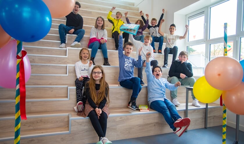 <p>De kinderen zijn - nu al - dol op hun nieuwe school.</p>